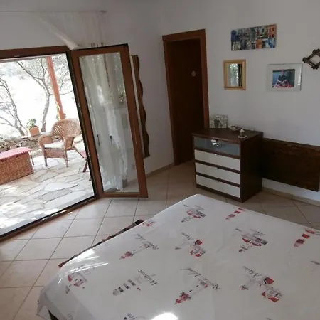Villa Miriana Aliki Lodge